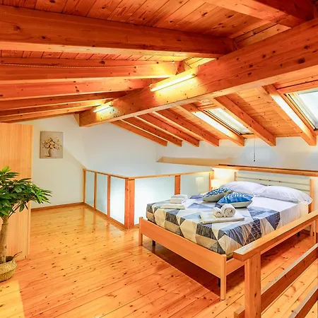 La Casa Di Carta Al Centro Storico Apartament Katania